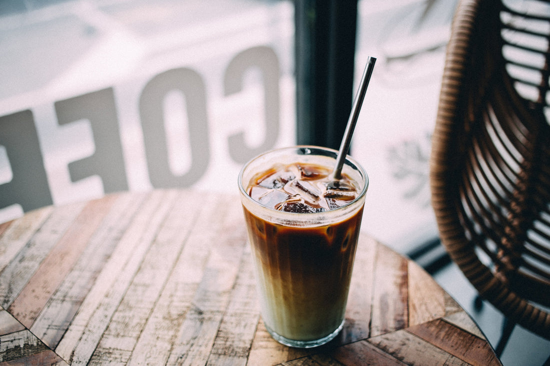 Ceramic vs. Glass Coffee Cups: Which One Belongs in Your Ritual?
