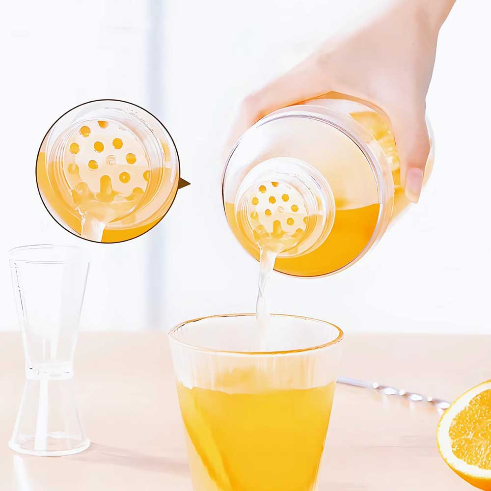 700ml Hand-Press Shaker Cup with Measurement Scale