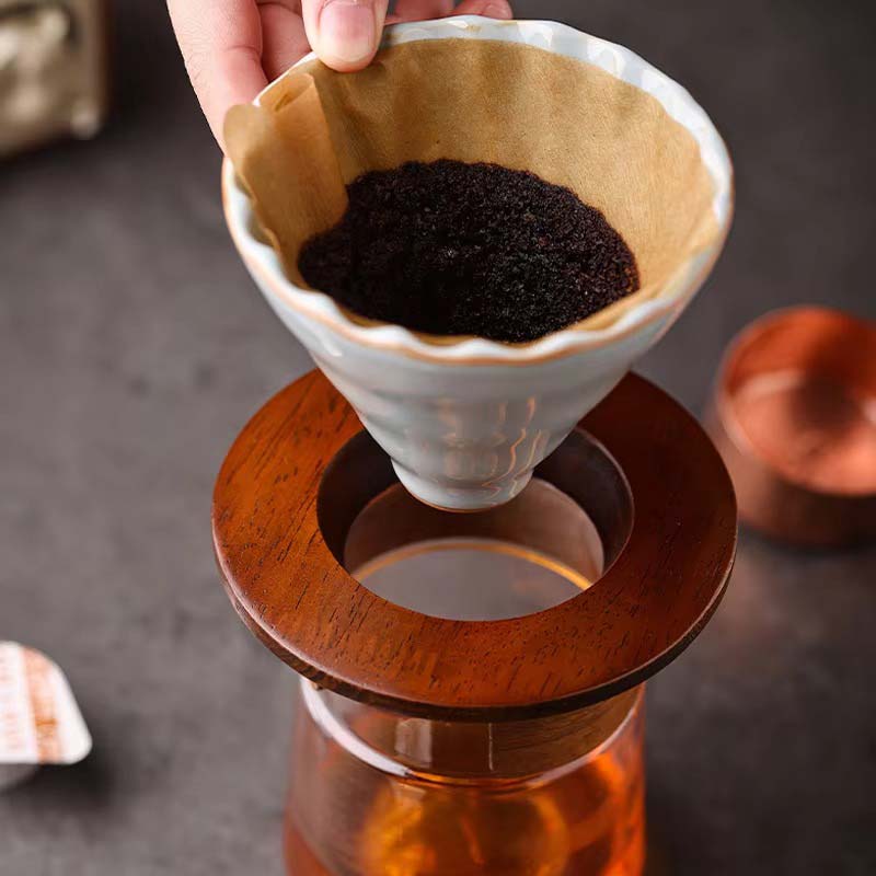 Ceramic Conical Coffee Filter Cup – Single Hole Hand-Brewed Dripper with Threaded Design