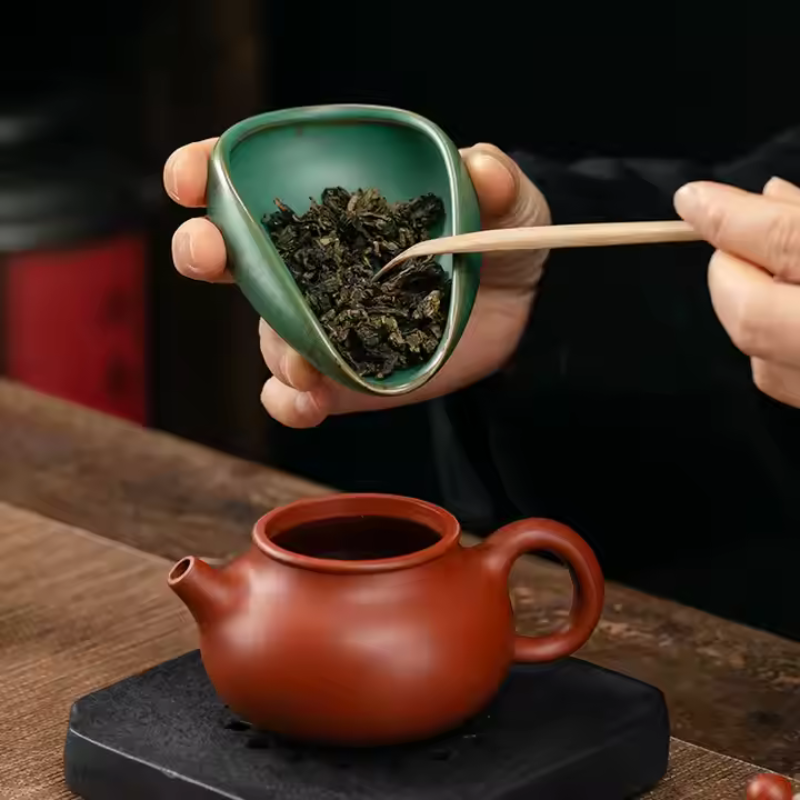 Ceramic Coffee & Tea Bean Vessel – With Scoop for Accurate Dosing, Black and Grey Colors