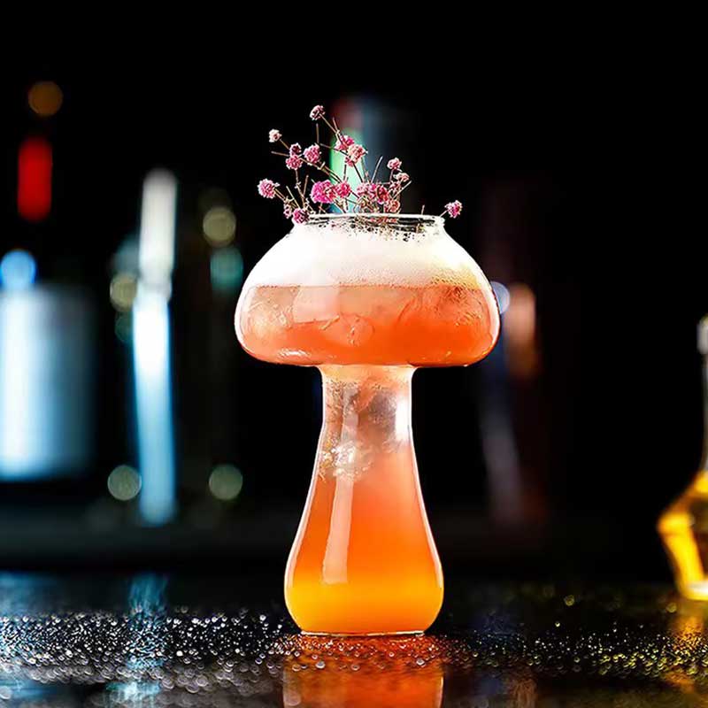 Creative Mushroom Shaped Cocktail Glass – 250ml Novelty Drinkware for Parties, Bar & Home Use
