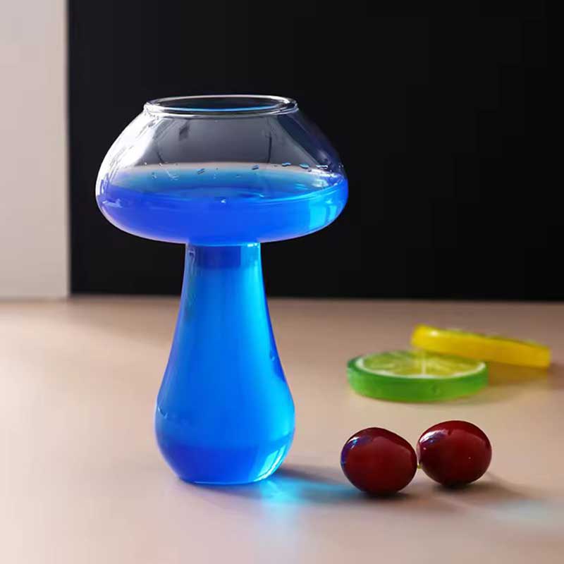 Creative Mushroom Shaped Cocktail Glass – 250ml Novelty Drinkware for Parties, Bar & Home Use