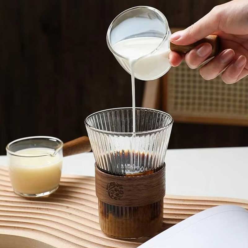 Glass Measuring Cup with Single Spout and Wooden Handle – Triple Pitcher for Baking, Cooking, and Drinks