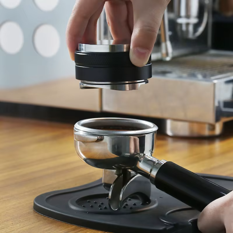 Barista Espresso Distributor – 51 & 58mm Adjustable Coffee Tamper for Precision Tamping
