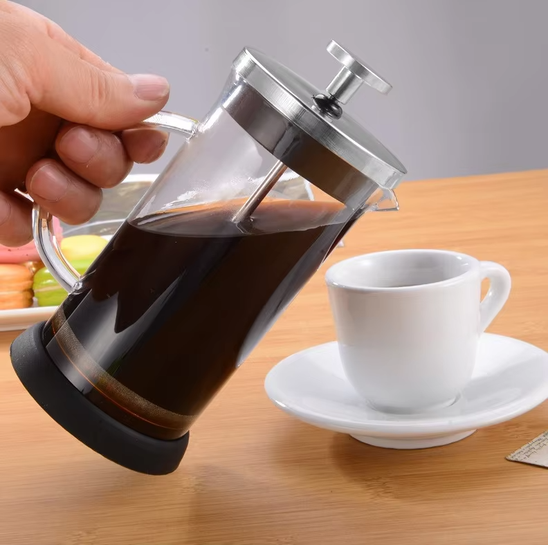 Elegant Borosilicate Glass French Press Coffee – French Style Brewer with Sleek Filter Design