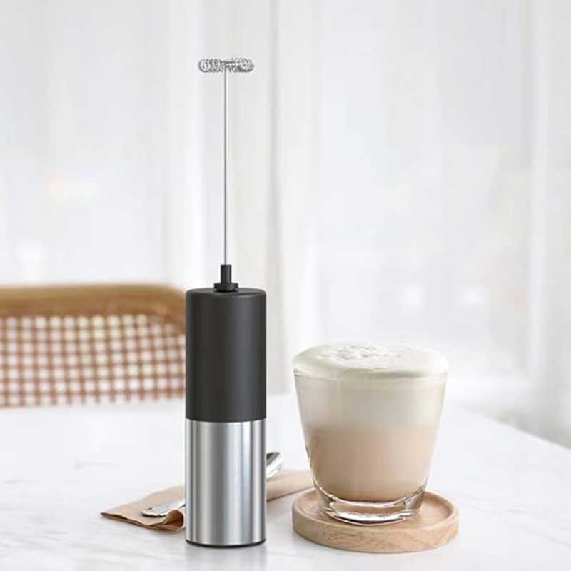 Handheld Electric Milk Frother – Battery Operated Mini Foamer & Manual Whisk for Coffee, Lattes, Cappuccino, Matcha & Hot Chocolate