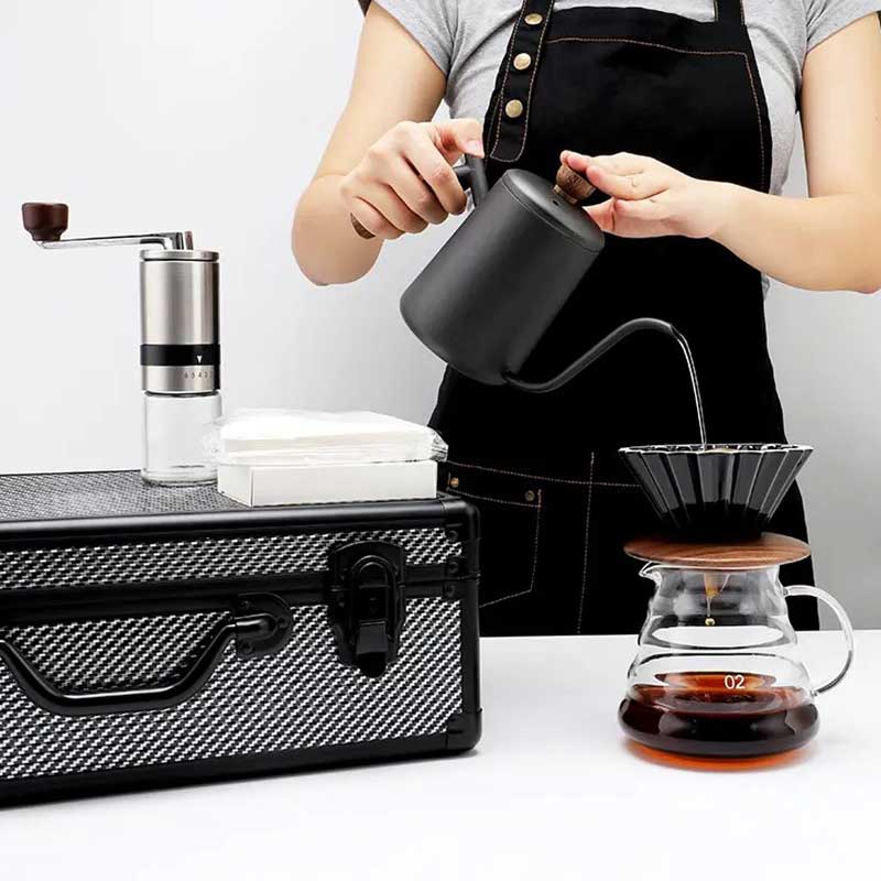 Premium Portable V60 Travel Coffee Set – Luxury Outdoor Brewing Kit with Grinder, Kettle, Dripper, Filter, Scale & Double-Wall Glass Cup