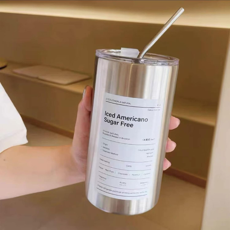 Reqeliou Stainless Steel Travel Mug – Vacuum Insulated Coffee Tumbler with Straw Lid for Hot & Cold Drinks(600ml)