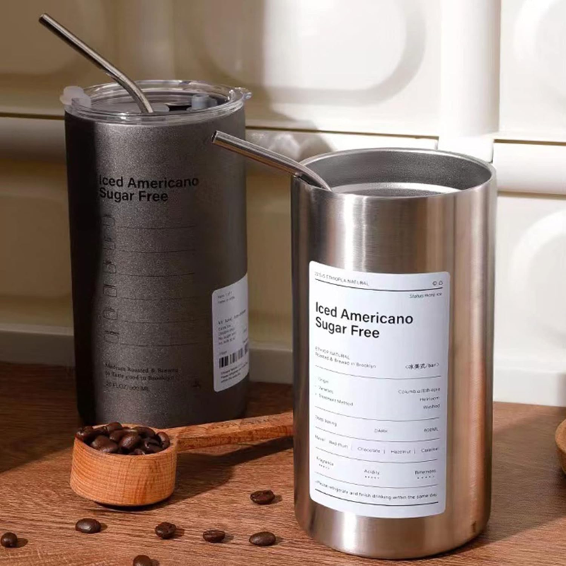 Reqeliou Stainless Steel Travel Mug – Vacuum Insulated Coffee Tumbler with Straw Lid for Hot & Cold Drinks(600ml)
