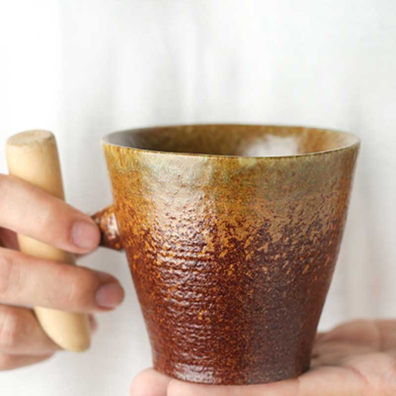 Retro Japanese Ceramic Mug with Wooden Handle – Kiln-Fired Pottery Coffee and Tea Cup