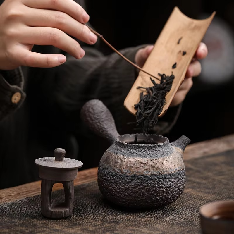Stoneware Japanese Teapot – Handmade Coarse Pottery Side Handle Single Serve Tea pot