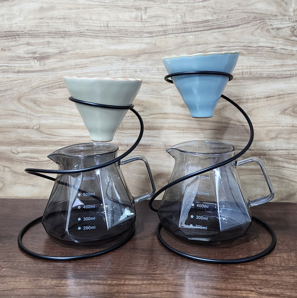 Ceramic V60 Pour Over Coffee Dripper Set with Metal Stand & 600ml Borosilicate Glass Server – Manual Coffee Brewing Kit